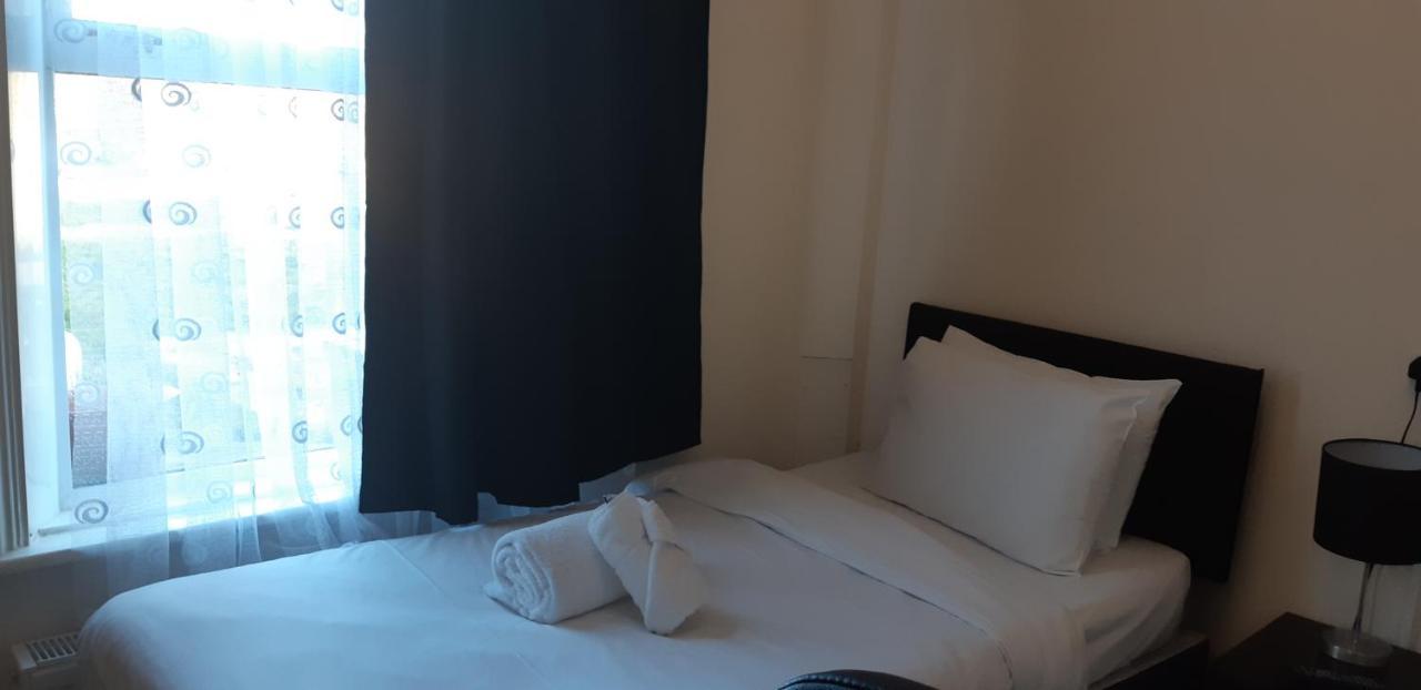 Carmel Serviced Rooms Саутхамптън Стая снимка